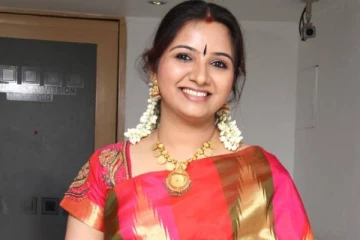 பாடகி மஹதியா இது, இவருக்கு இவ்ளோ பெரிய மகன் உள்ளாரா?- வீடியோவுடன் இதோ
