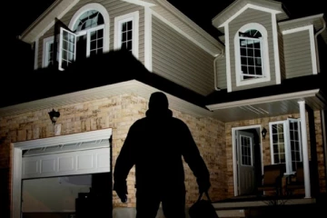 வவுனியா கள்ளிக்குளம் கிராமத்தில் மூன்று வீடுகளில் திருட்டு