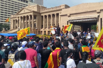 ஜனாதிபதி செயலகத்திற்குள் நுழைந்த போராட்டக்காரர்கள்