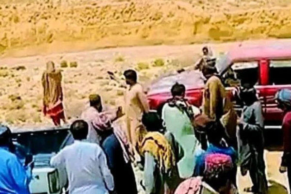 பாகிஸ்தானில் பயங்கரம்; இளம் ஜோடி ஆணவக்கொலை | Horror In Pakistan Young Couple Murdered
