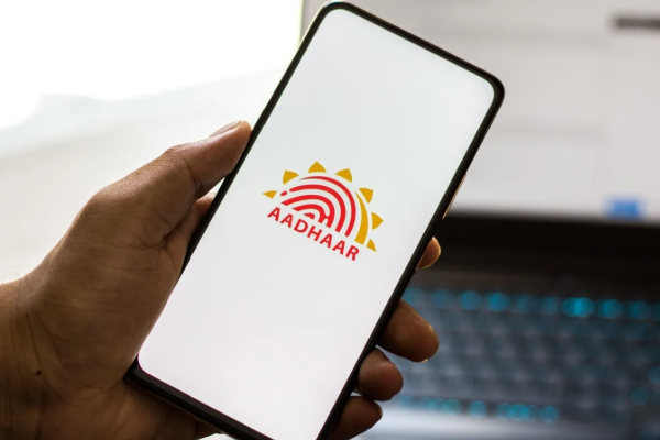இனி ஆதார் நகல் வழங்க தேவையில்லை - வருகிறது புதிய விதி | Uidai New Rule To Ban Store Aadhaar Copy Verify