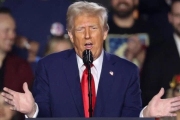 இஸ்ரேலுக்கு மீண்டும் 2,000 பவுண்ட் வெடிகுண்டுகள் அனுப்பும் நடவடிக்கையை தொடங்கிய ட்ரம்ப்