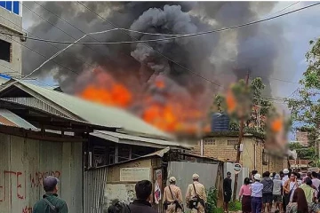 மணிப்பூரில் தொடர்ந்து கேட்கும் மரண ஓலம்.. பழங்குடியினர் 3 பேர் படுகொலை!