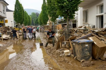 ஜேர்மனி வெள்ளத்தைவிட அதிக அச்சத்தை உருவாக்கிய போலி செய்திகள்: உண்மையை விளக்கும் வீடியோ
