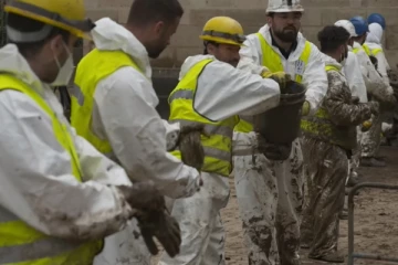 பெருவெள்ளத்தால் பாதிக்கப்பட்ட ஜேர்மனி: உதவ ஓடி வந்த அகதிகள்