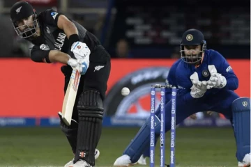 இந்திய அணி  பந்து வீச்சை சமாளிக்க முடியாமல் நியூசிலாந்த் திணறல் - இந்தியாவுக்கு 165 ரன்கள் இலக்கு