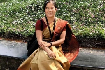 ரூ.35,000 கோடி சொத்து வைத்திருந்தாலும் எளிமையாக இருப்பவர்.., யார் இந்த தமிழ்ப்பெண் ?