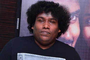 நடிகர் யோகி பாபுவா இது! சிறு வயதில் எப்படி இருக்கிறார் பாருங்க