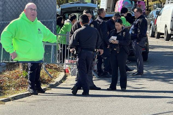ex cop rescues mother baby from river new york ex cop rescues mother baby from river new york