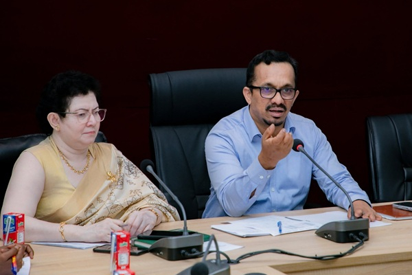 பாடசாலை மாணவர்களுக்கு மகிழ்ச்சி தகவல்! அரசாங்கத்தின் புதிய திட்டம் | Locally Made Shoes For School Students பாடசாலை மாணவர்களுக்கு மகிழ்ச்சி தகவல்! அரசாங்கத்தின் புதிய திட்டம் | Locally Made Shoes For School Students