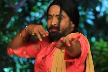 பெண்ணாக மாறி குத்தாட்டம் போட்ட மிர்ச்சி செந்தில்: நாம் இருவர் நமக்கு இருவரில் அட்ராசிட்டி