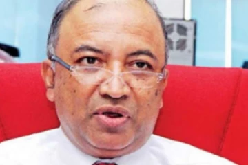 இலங்கையில் கொரோனா பரவும் முறை தொடர்பில் வைத்தியர் வெளியிட்ட பகீர் தகவல்!