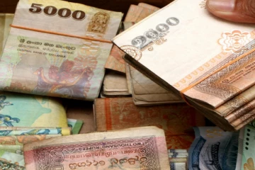 அரச ஊழியர்களுக்கு விசேட  சலுகை