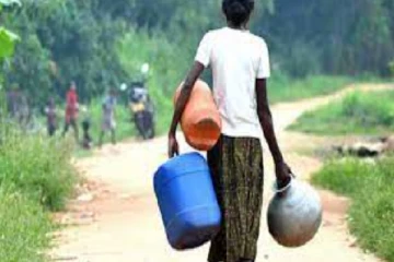 கிளிநொச்சியில் குடிநீர் நெருக்கடி; தவிக்கும் மக்கள்