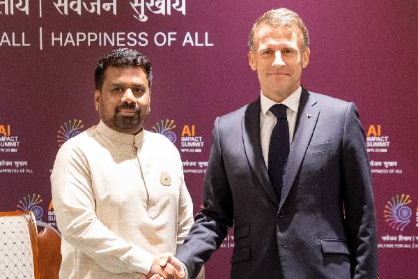 பிரான்ஸ் ஜனாதிபதி இம்மானுவேல் மக்ரோனை சந்தித்து கலந்துரையாடிய அநுர! | Sri Lanka France Talks In New Delhi