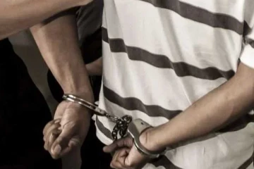 திடீரென கைதான 24 வயது சமையல்காரர் ; சோதனையில் காத்திருந்த அதிர்ச்சி