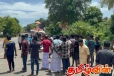 பெரும்திரளான மக்களின் கண்ணீருக்கு மத்தியில் உயிரிழந்த மாணவியின் இறுதி ஊர்வலம்