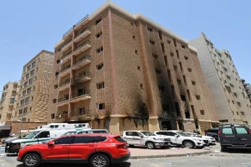 குவைத் தீ விபத்து... இந்தியர்களின் உடல்களை கொண்டுவர விரைந்த ராணுவ விமானம்