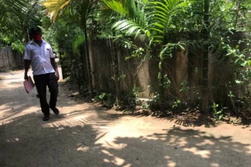 பிரதேச செயலாளருக்கு எதிராக மனித உரிமை ஆணைக்குழுவில் முறைப்பாடு