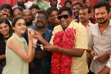 வடிவேலு பிறந்தநாளை எப்படி கொண்டாடி இருக்கிறார் பாருங்க.. வைரல் போட்டோஸ்