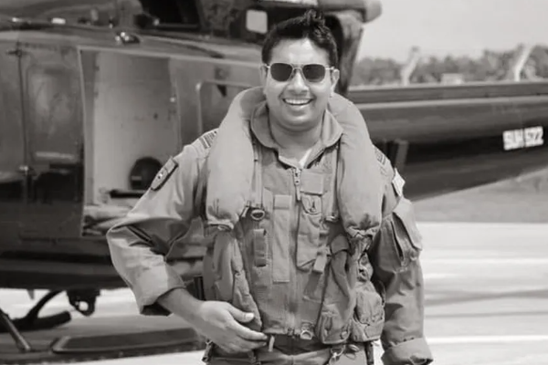 மீட்பின் போது உயிரிழந்த விமானிக்கு பதவி உயர்வு | Air Force Officer Killed Helicopter Crash Promoted