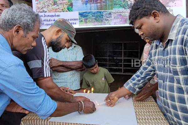 பேரனர்த்தத்தில் உயிரிழந்தவர்களுக்கு வவுனியாவில் அஞ்சலி! | Tributes Paid To Those Who Died In The Flood In Sl