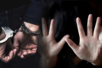 பாடசாலை அதிபரால் மாணவிக்கு நேர்ந்த அவலம்