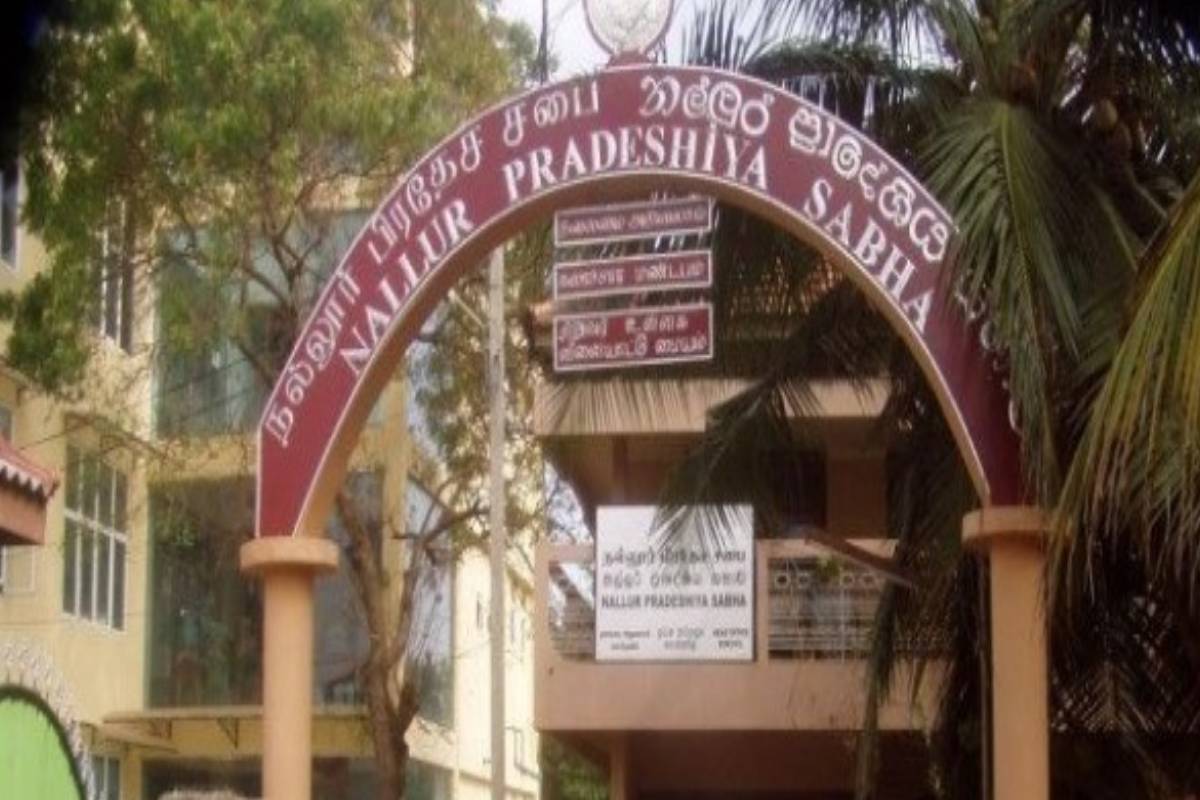 யாழில் ஒரு வழிப்பாதையாக மாற்றப்படும் முக்கிய வீதி - பொதுமக்களுக்கு முக்கிய அறிவித்தல் | Road To Converted Into A One Way Street In Jaffna