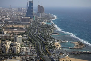 இந்த நாட்டில் ஒரு நதி கூட இல்லை என்றால் நம்பமுடியுமா! எது தெரியுமா?