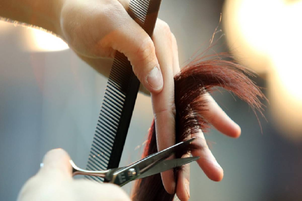 சிகையலங்காரம் செய்பவர்களை விமர்சித்தால் உரிய நடவடிக்கை எடுக்கப்படும்..! ஆனந்தராசா உதயசங்கர் காட்டம் | Important Notice For Hairdressers