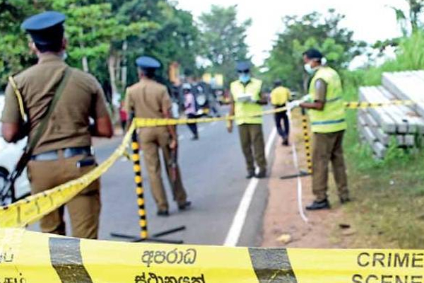தமிழர் பகுதியில் வேலைக்கு சென்று வீடு திரும்பிய குடும்பஸ்தருக்கு நேர்ந்த சோகம்! | Jaffna Erlalai Family Member Fell Died The Street