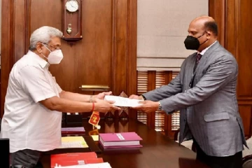 பயங்கரவாத தடைச் சட்டம் குறித்த அறிக்கை ஜனாதிபதியிடம் கையளிப்பு