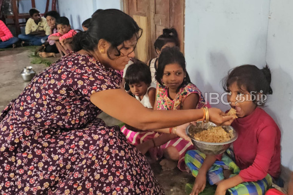 உயிரிழந்த தாயின் அவா: நிறைவேற்றிய அரசியல் கைதியின் சகோதரி | Sister Of Political Prisoner Who Fed Children