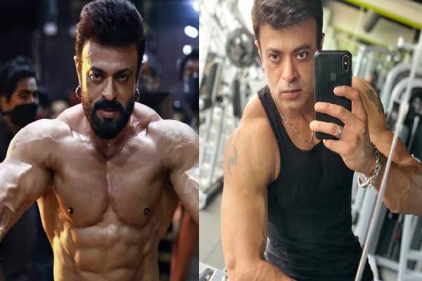 பாலியல் தொல்லை - செல்போனில் அழைத்து...நடிகர் ரியாஸ் கான் மீது நடிகை ...