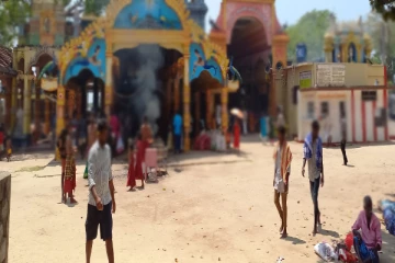 யாழில் ஆலய வளாகத்தில் நபரொருவர் உயிரிழப்பு