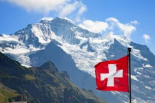 சுவிட்சர்லாந்தில் கொரோனா கட்டுப்பாடுகள் நீட்டிப்பு: 50 சதவிகித உணவகங்கள் திவாலாகும் அபாயம்!