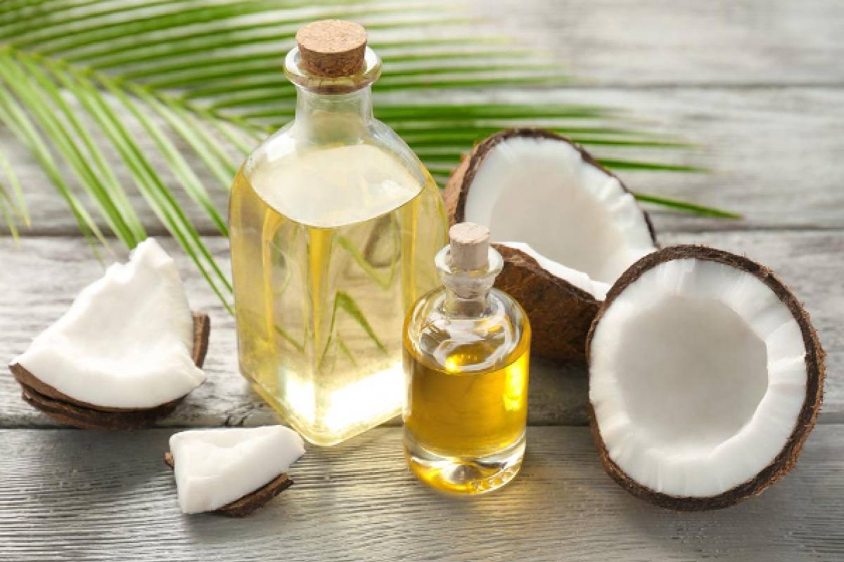 பாட்டி காலத்து பாரம்பரிய முறை: வீட்டிலேயே சுத்தமான தேங்காய் எண்ணெய் தயாரிப்பது எப்படி? | How To Make Your Own Coconut Oil At Home