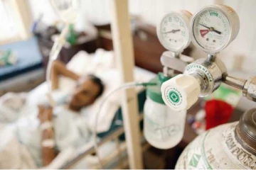 ප්‍රබල ඇමතිවරයෙකුගේ ආරක්‍ෂක නිලධාරියාට කැති ප‍්‍රහාරයක්..බරපතලව රෝහලේ..