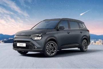 Carens X Line காரை அறிமுகப்படுத்திய Kia; விலை என்ன தெரியுமா?