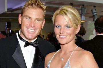 பல பெண்களுடன் பழக்கம்! கடைசி நேரத்தில் நின்ற இரண்டாவது திருமணம்.. மறைந்த ஷேன் வார்னேவை வட்டமிட்ட சர்ச்சைகள்