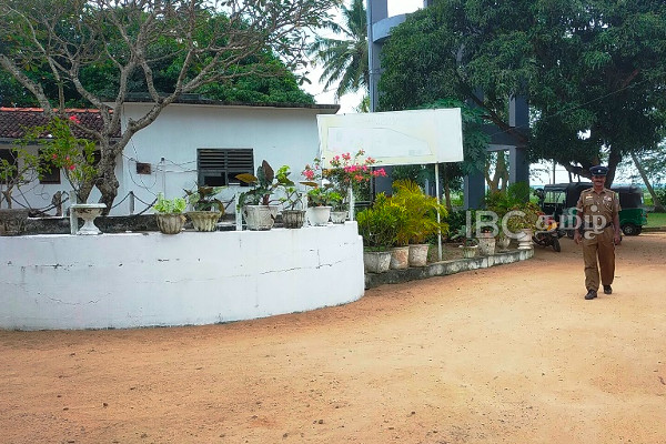 நடன ஆசிரியர் நியமனம் - பல இலட்சம் ரூபாய் பண மோசடி - நால்வர் அதிரடி கைது! | Teacher Appointment Is Multi Lakh Money Fraud