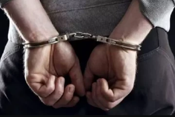 பாலியல் வன்கொடுமை செய்ய முயன்ற ரவுடி - துப்பாக்கியால் சுட்டு பிடித்த போலீஸ்