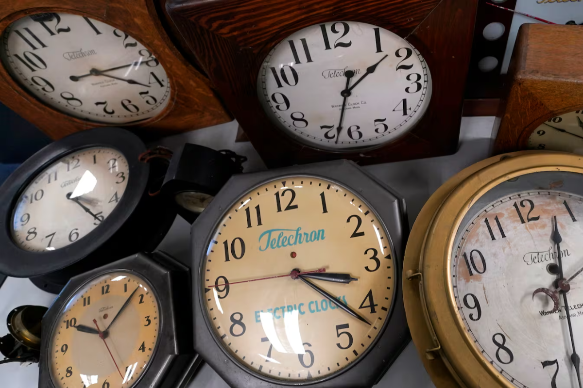 கனடாவில் அமுலாகும் நேர மாற்றம்! | Canadians On Permanent Daylight Time May Face கனடாவில் அமுலாகும் நேர மாற்றம்! | Canadians On Permanent Daylight Time May Face