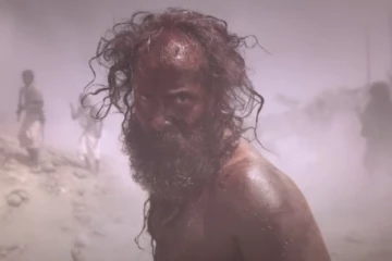 சம்பளத்தை பல மடங்கு உயர்த்திய விக்ரம்.. இத்தனை கோடியா..