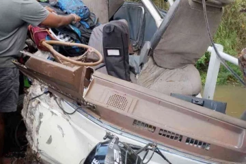 இன்று காலை இலங்கையை உலுக்கிய கோர விபத்து ; மாணவர்கள் உட்பட மூவர் பலி