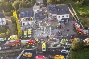 පෙට්‍රල් පිරවුම්හලක පිපිරීමක් - කාන්තාවන් දරුවන් ඇතුළු 10ක් ජිවිතක්ෂයට..(විදෙස්)