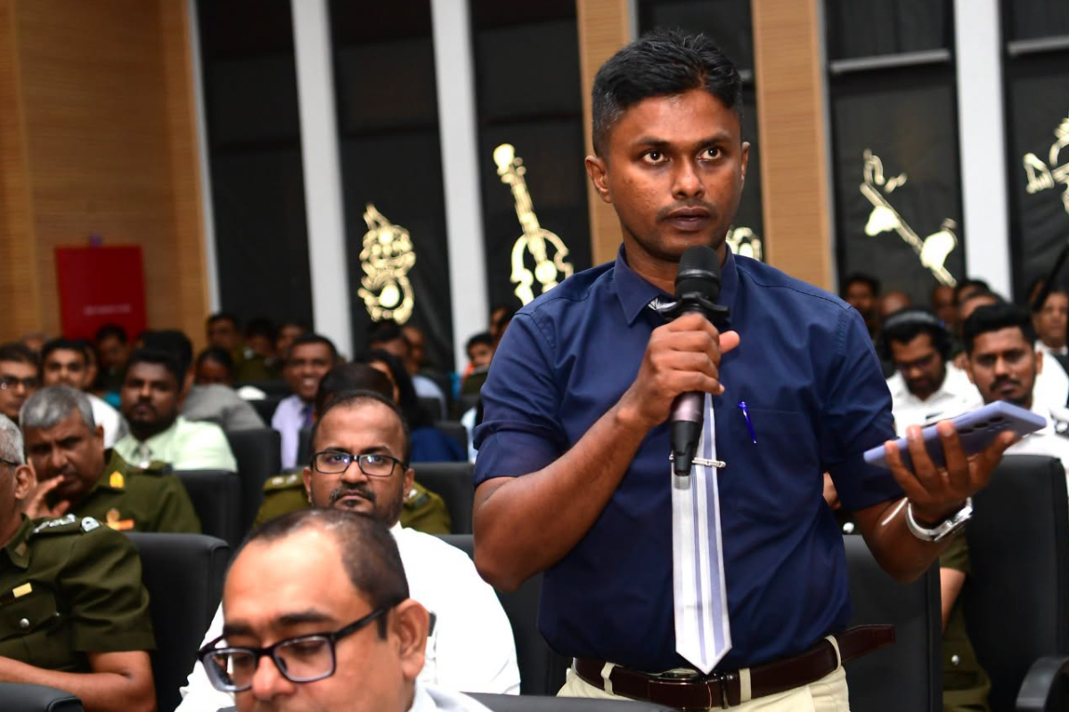 அடுத்த இரண்டு வருடங்களில் டெங்குவை முற்றாக ஒழிக்க தேசிய திட்டம்! அமைச்சர் வெளியிட்ட அறிவிப்பு | National Plan To Completely Eliminate Dengue அடுத்த இரண்டு வருடங்களில் டெங்குவை முற்றாக ஒழிக்க தேசிய திட்டம்! அமைச்சர் வெளியிட்ட அறிவிப்பு | National Plan To Completely Eliminate Dengue