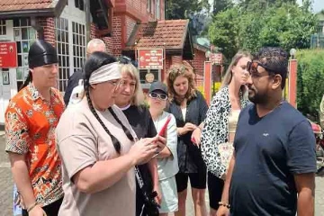 வேலை நிறுத்தத்தால் சுற்றுலா பயணிகளுக்கு ஏற்பட்ட நிலை
