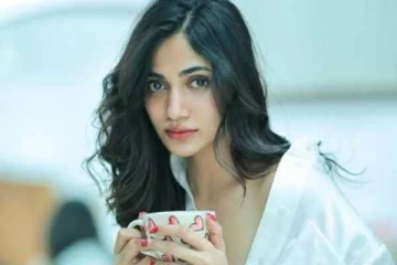 ஒர்க் அவுட் புகைப்படம் வெளியிட்ட நடிகை லாஸ்லியா