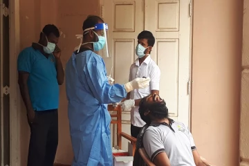 வவுனியா மாவட்ட செயலகத்தில் மூவருக்கு கோவிட் தொற்று - எழுமாறாக பி.சி.ஆர் பரிசோதனை